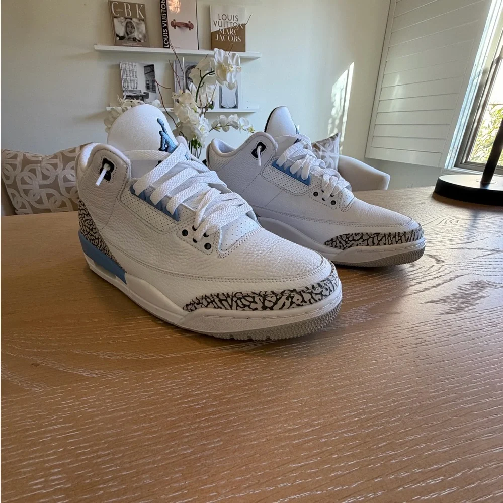 Jordan White and Light Blue Retro 3s - Picture 5 of 5